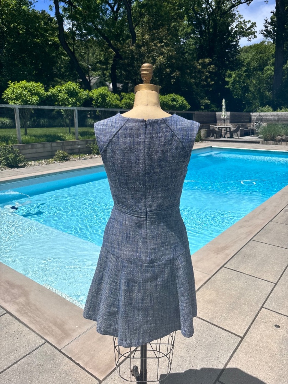 Ann Taylor Blue Tweed Fit & Flare Sleeveless Cocktail Dress Size 4 - Picture 4 of 5